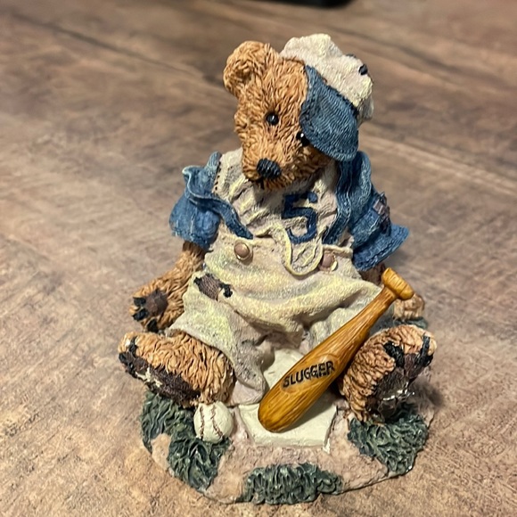 Boyds Bears Homer on the Plate - Canadian - Picture 1 of 4